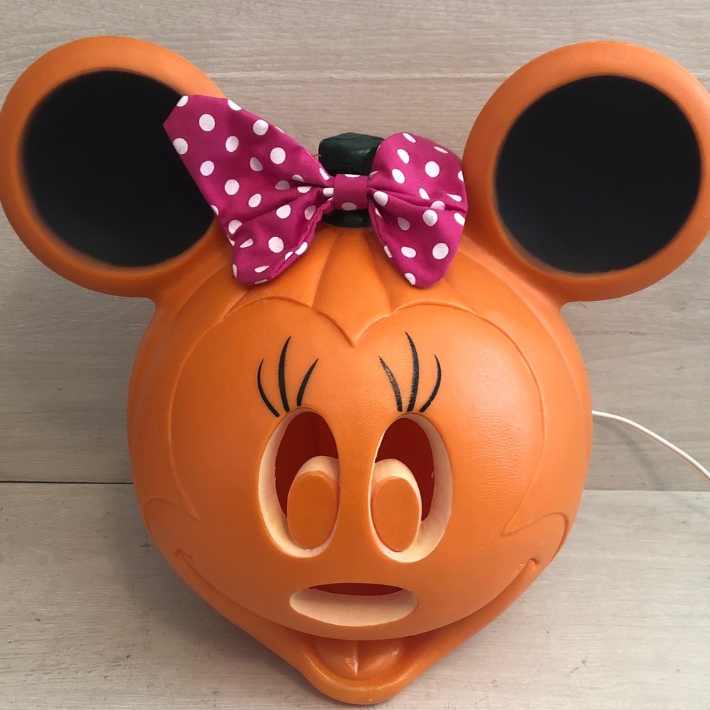 Disney Minnie Mouse Light Up Halloween Jack O Lantern Pumpkin Blow Mold Read